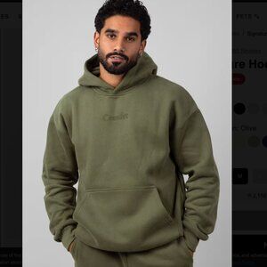 NWOT Comfrt Signature Hoodie